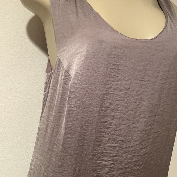 Silky ruffle dress - Picture 5 of 9